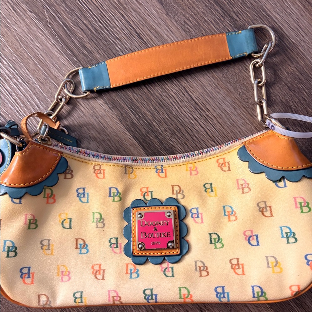 Dooney & Bourke Vintage Yellow Multicolor DB Logo Handbag with Teal Trim - Picture 16 of 16